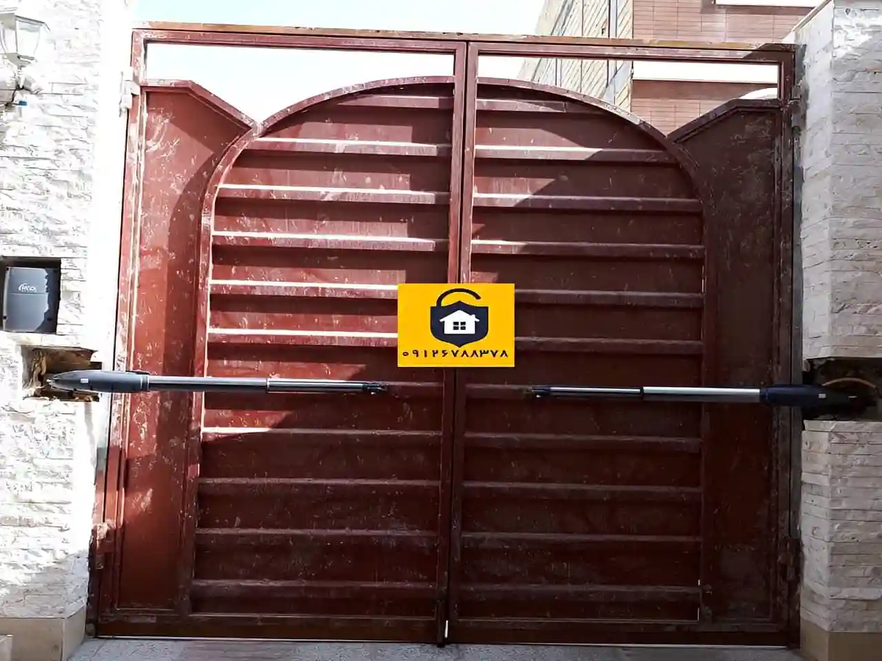 درب کنترلی خانه