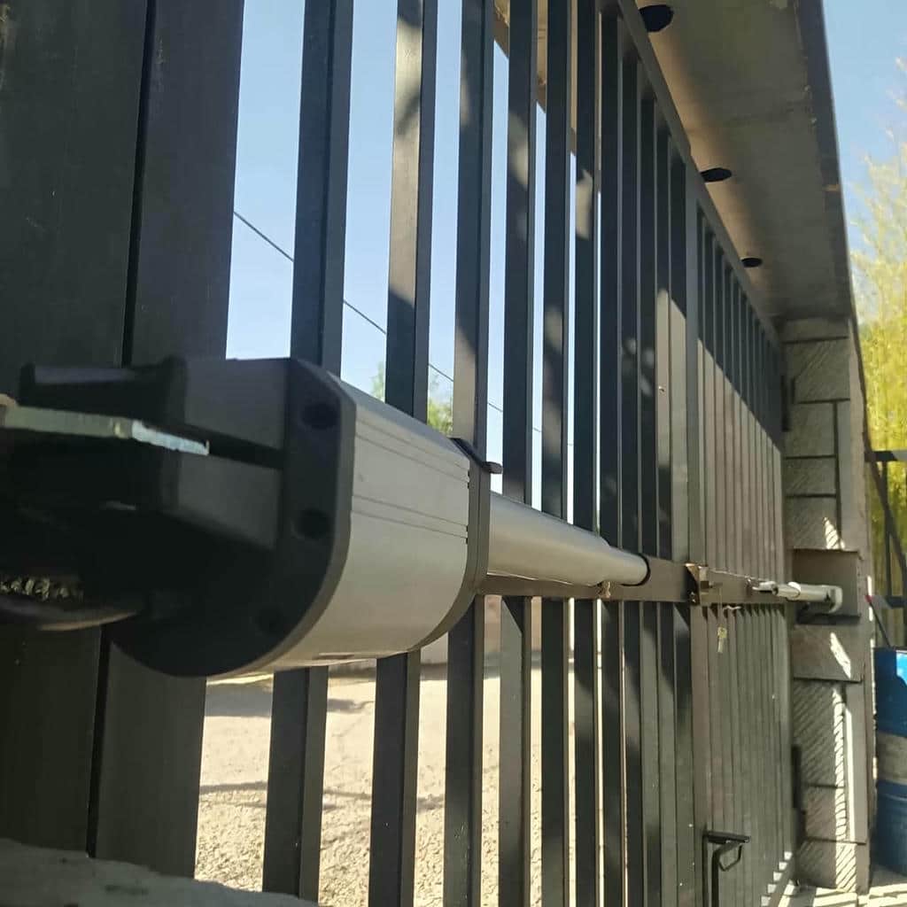 نصب جک درب پارکینگ اتوماتیک در اردبیل