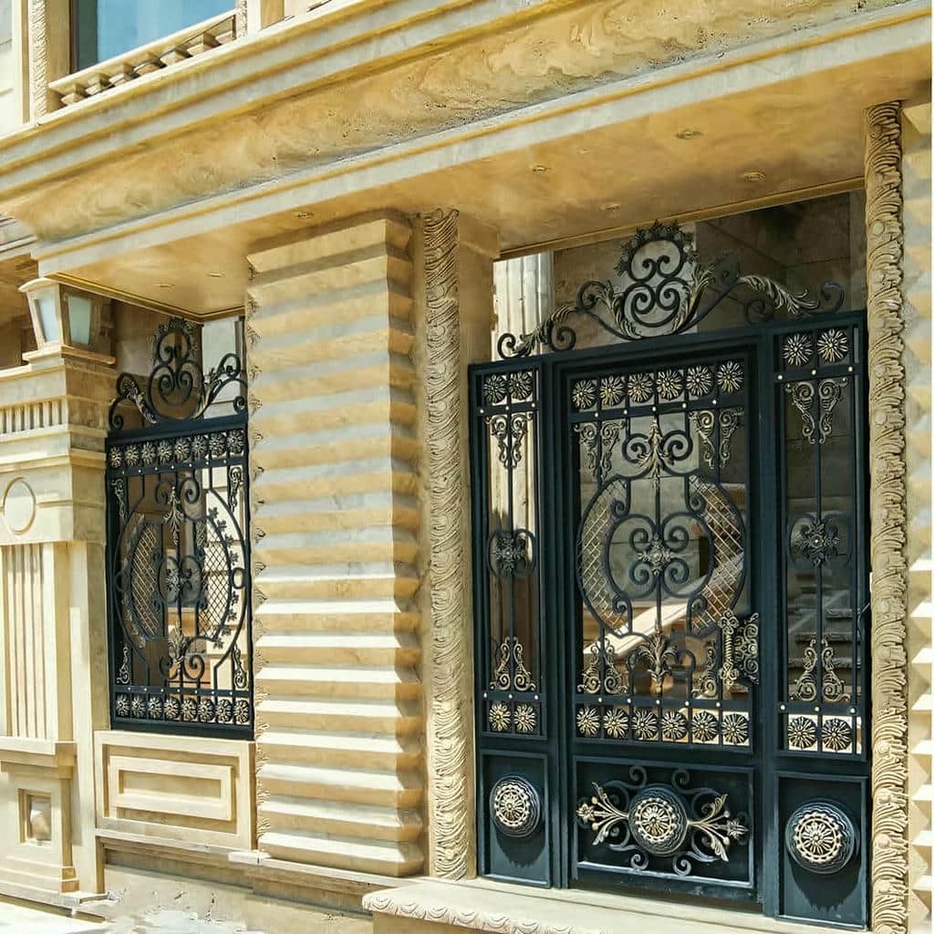 درب حیاط در اهواز