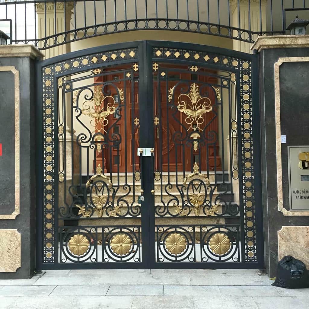 نصب درب حیاط دو لنگه در پردیس