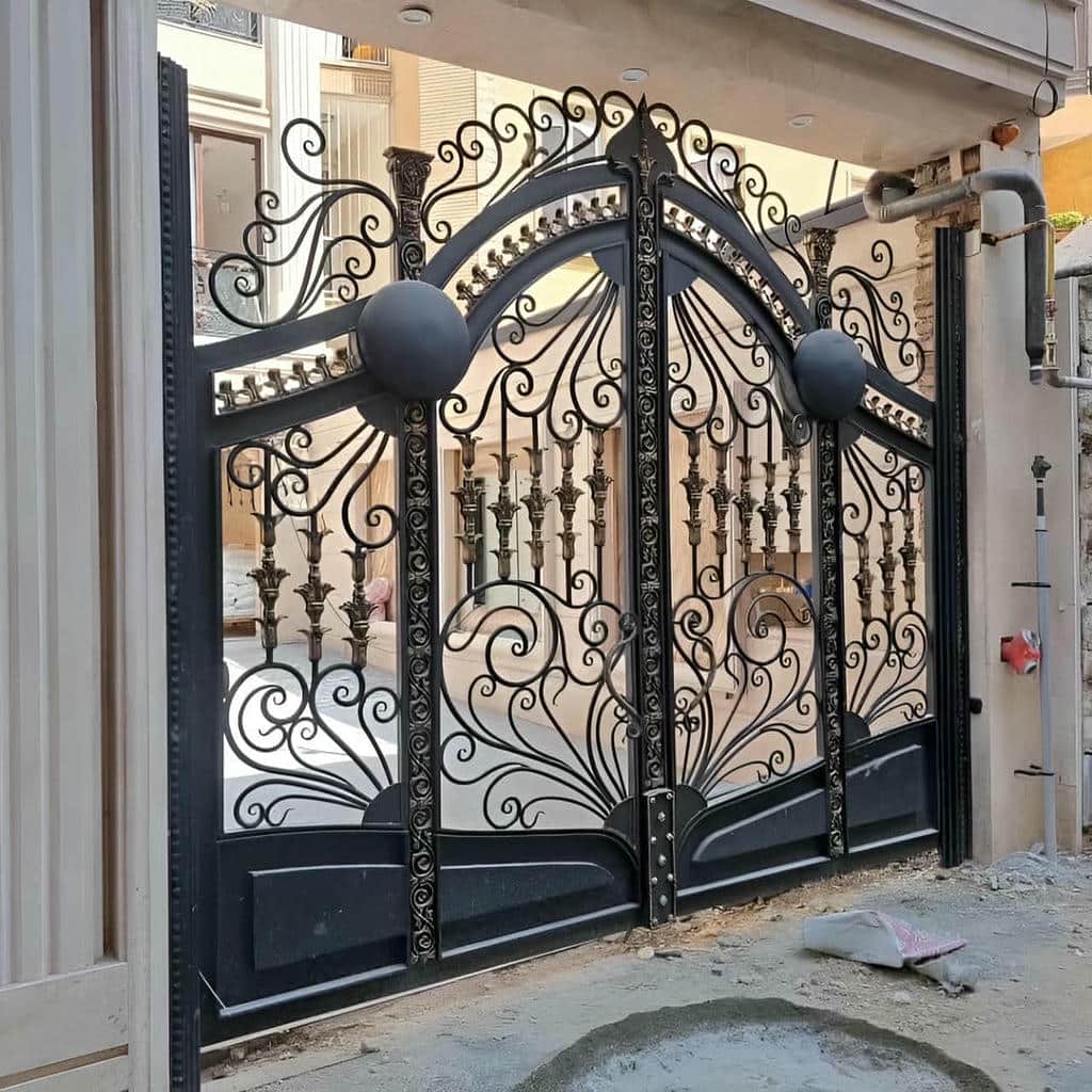 فروش درب حیاط مینیمال ساده در مشهد