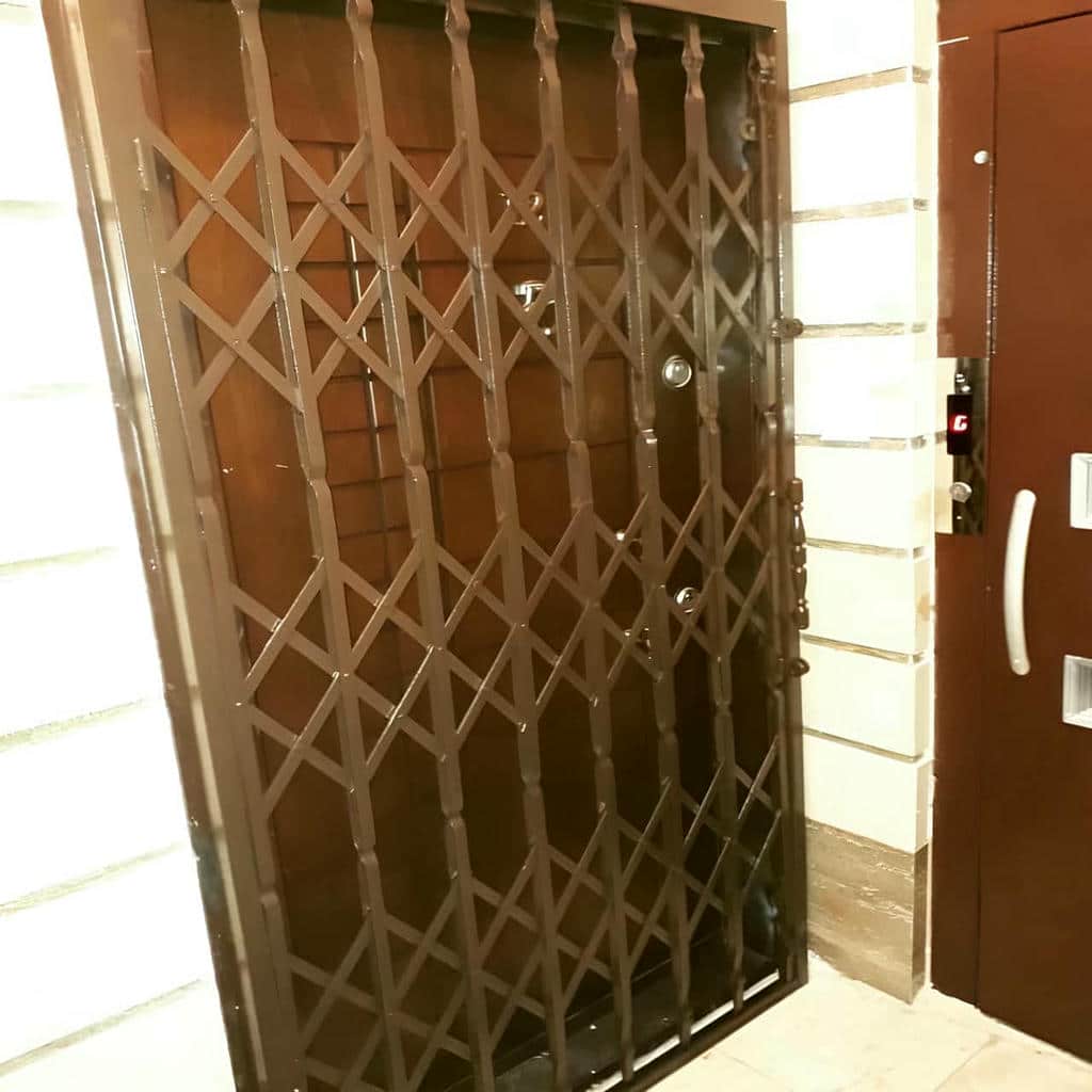 درب آکاردئونی حفاظ آپارتمان در استان مازندران
