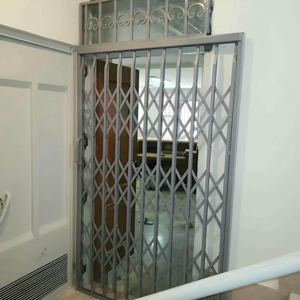فروش درب آکاردئونی حفاظ آپارتمان تمام گل در اراک