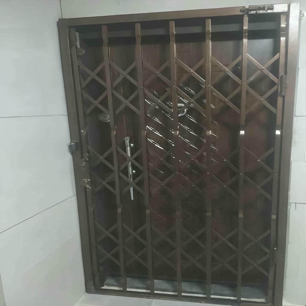 خرید درب آکاردئونی حفاظ آپارتمان در اشتهارد مدل دوگل