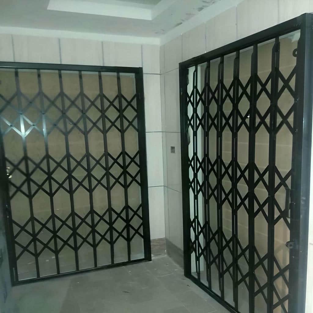 فروش درب آکاردئونی حفاظ آپارتمان تمام گل در استان گیلان
