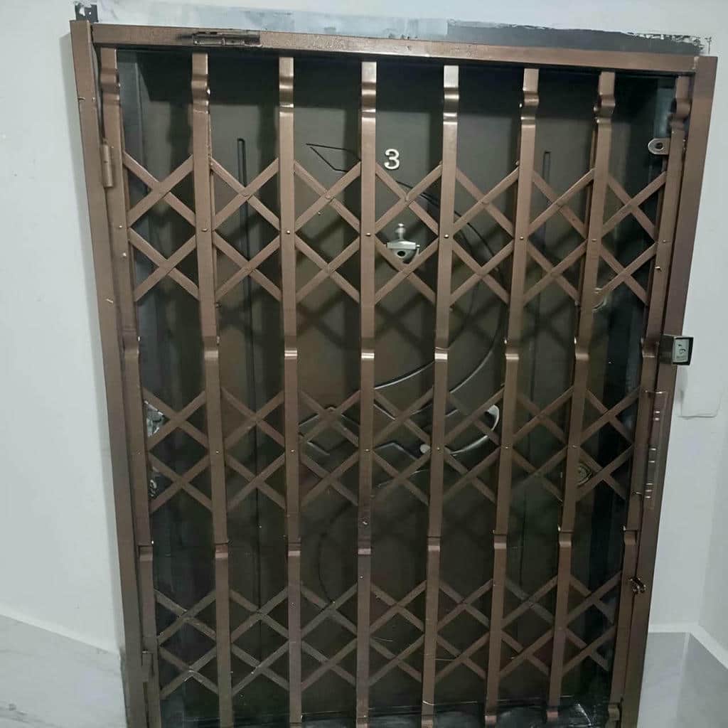 خرید درب آکاردئونی حفاظ آپارتمان دوگل در رشت