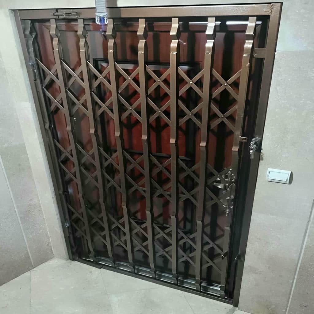 کارخانه درب آکاردئونی حفاظ آپارتمان قفل ضدبرش در بندرعباس