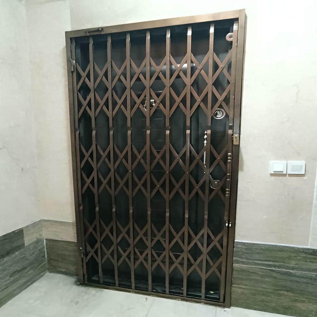 نصب درب آکاردئونی حفاظ آپارتمان در مهرشهر کرج