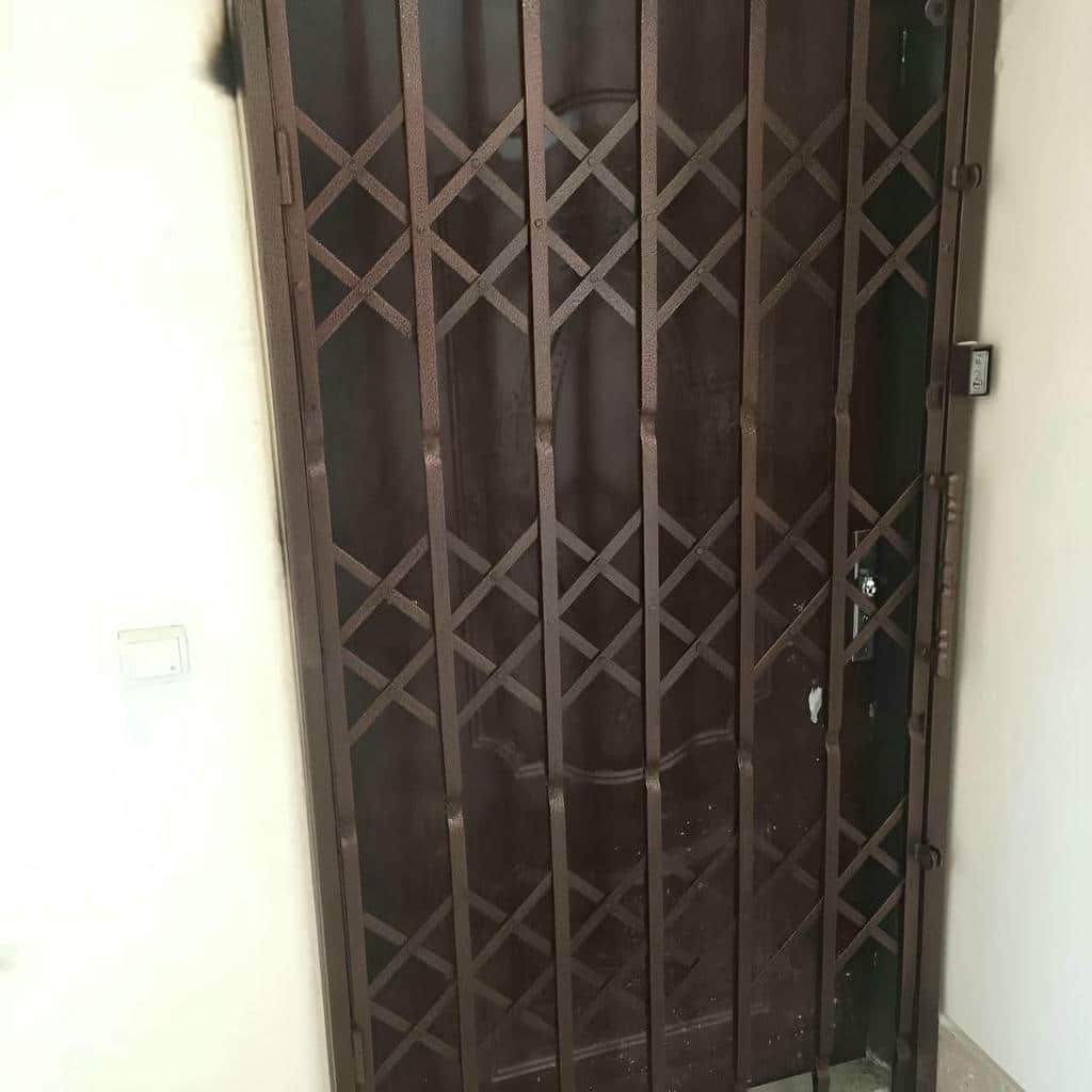 فروش درب آکاردئونی حفاظ آپارتمان تمام گل در ایلام
