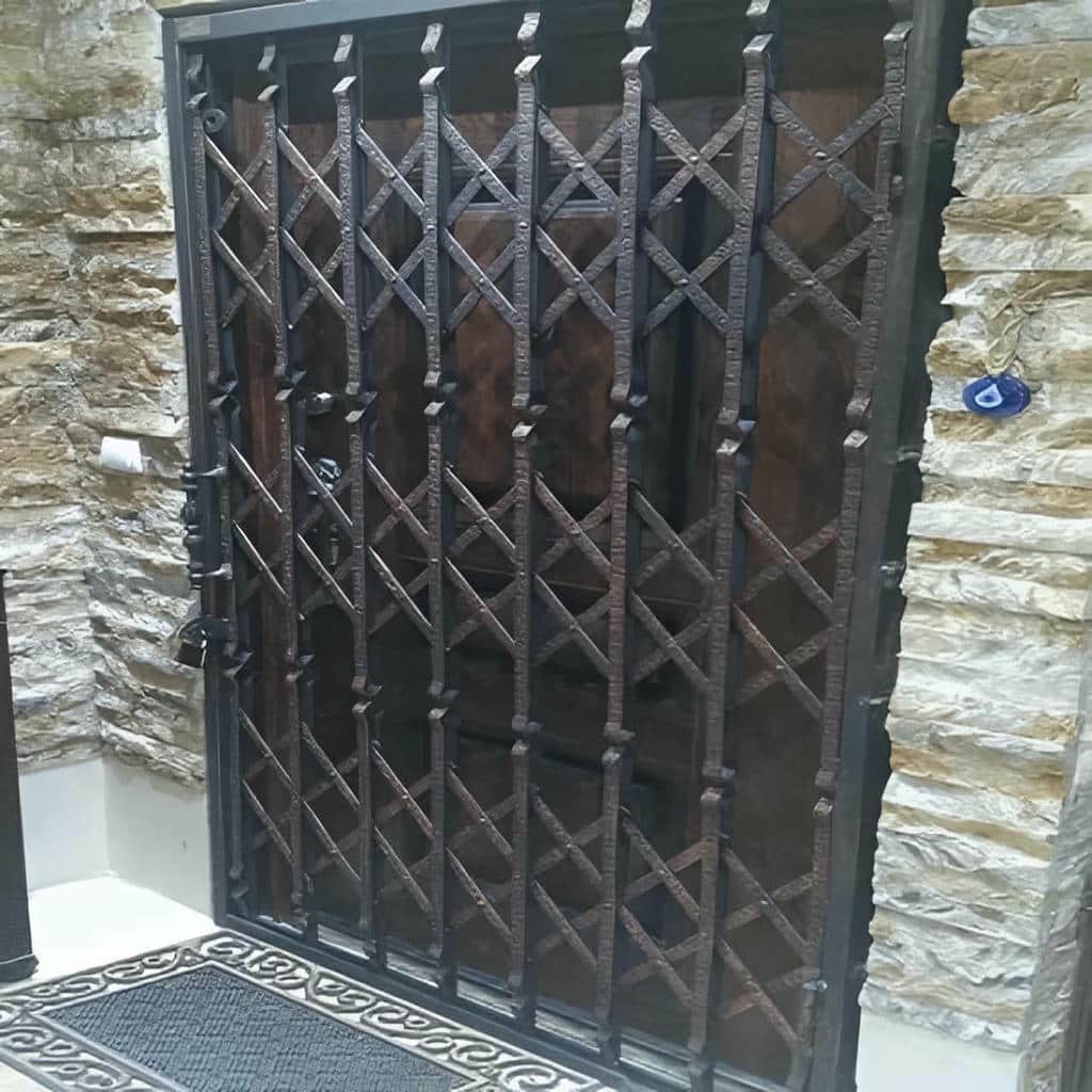 فروش درب آکاردئونی حفاظ آپارتمان تمام گل در گنبدکاووس