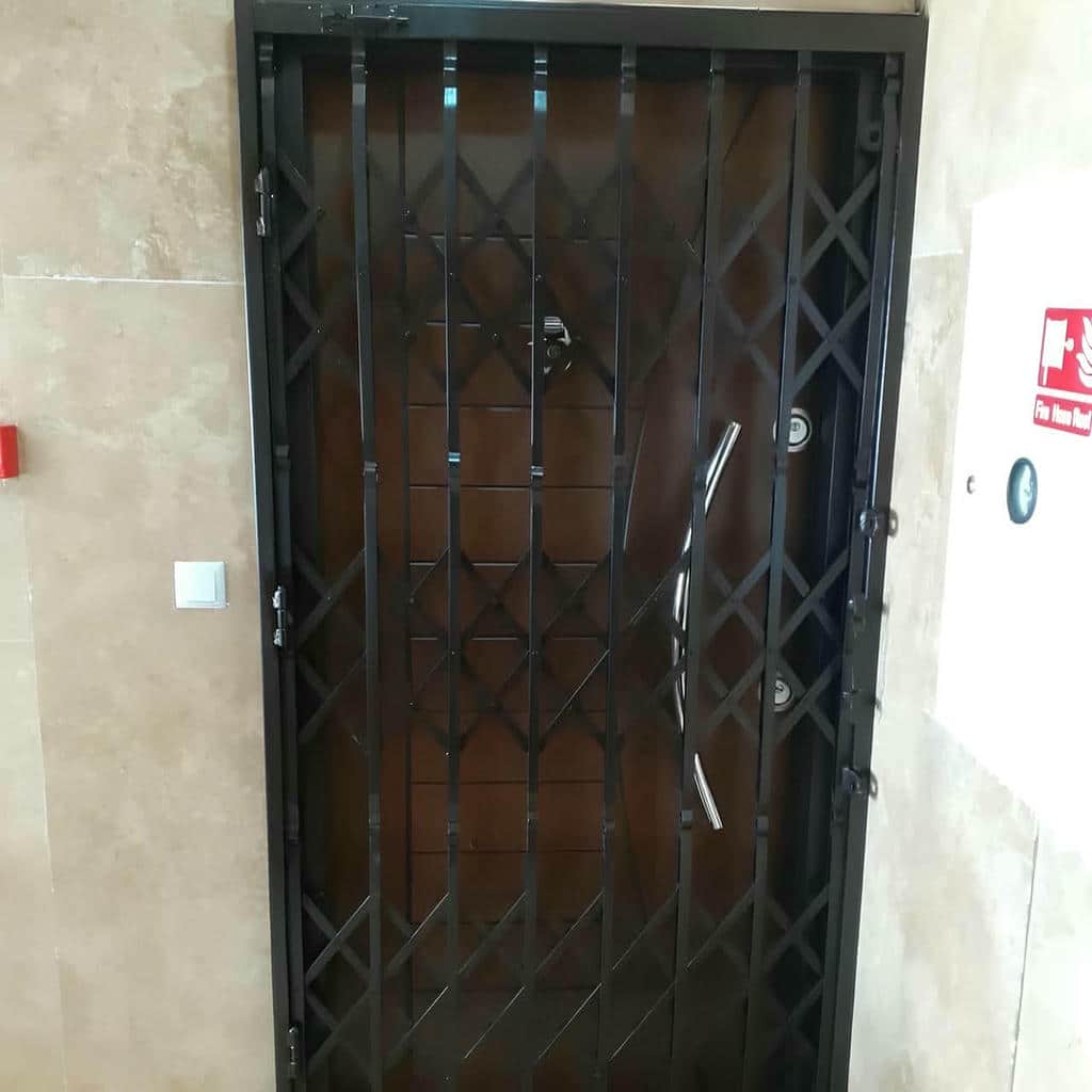 خرید درب آکاردئونی حفاظ آپارتمان دوگل در استان خوزستان