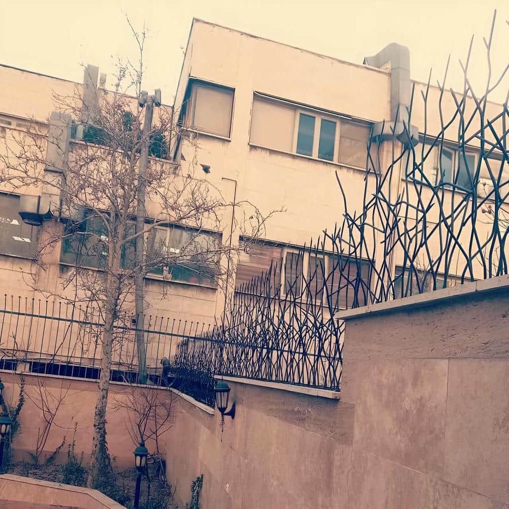 کارخانه حفاظ شاخ گوزنی دیوار ساختمان اجرای دقیق در قزوین