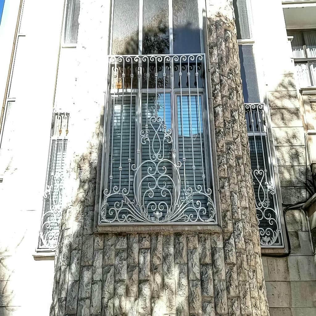 نصب حفاظ پنجره مربعی در بندر دیلم
