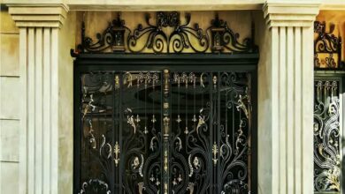 درب حیاط در سیرجان
