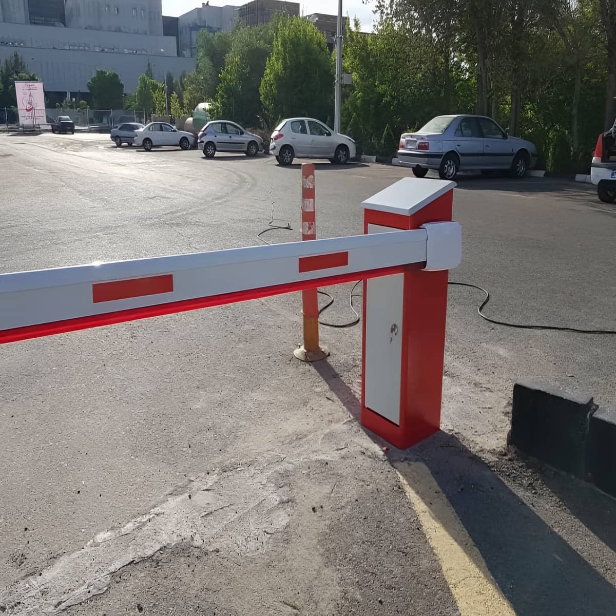 راهبند پارکینگ پلاک خوان با نرم افزار ثبت تردد