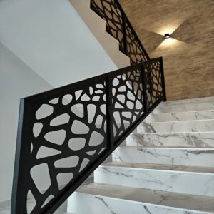 پنل دکوراتیو نرده سی ان سی