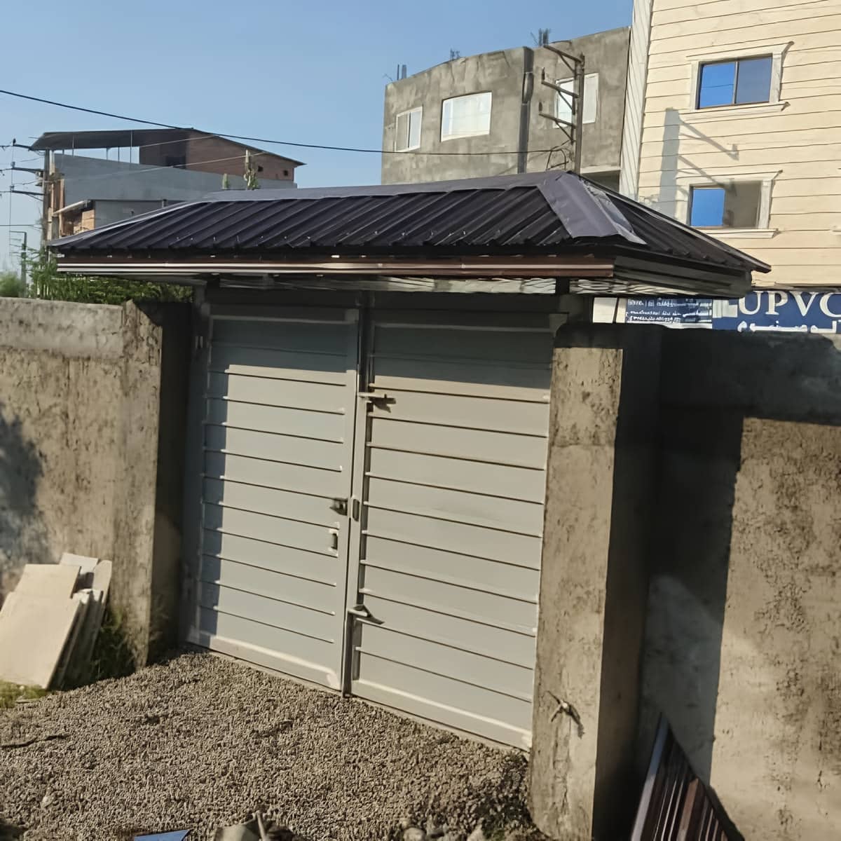 آردواز دکوراتیو با رنگ هماهنگ نما