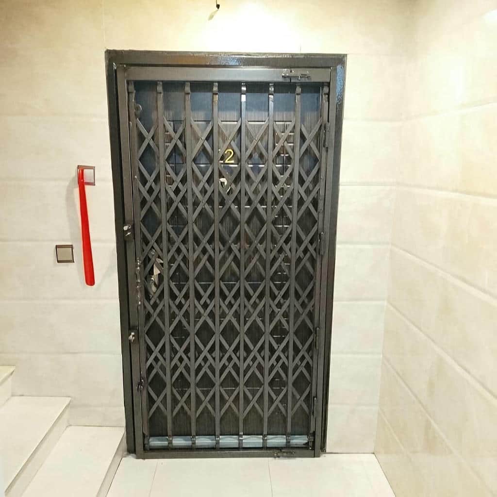 ساخت درب آکاردئونی طرح دار لوزی با تسمه پهن