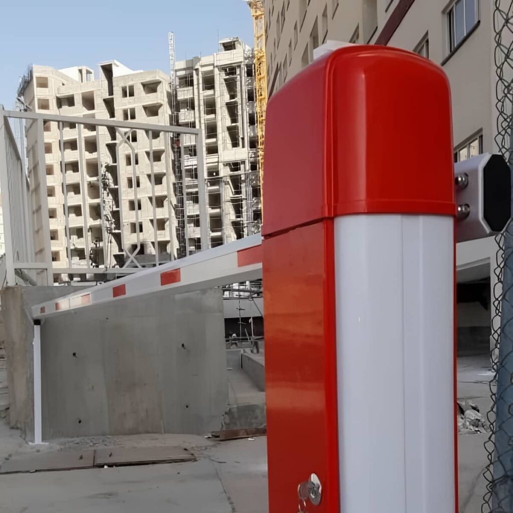 اجرای راهبند بازویی LED دار در ورودی پارکینگ