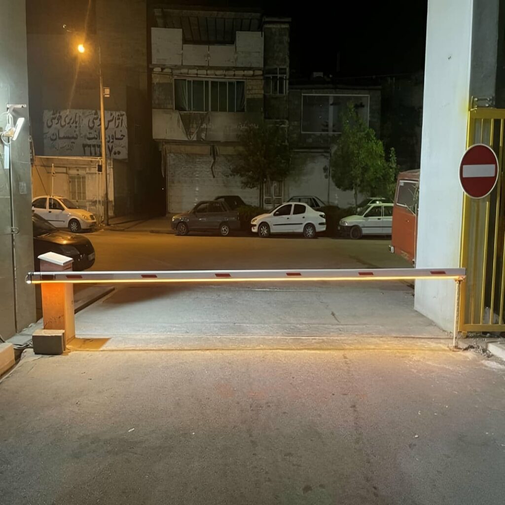 قیمت فتوسل راهبند ایمنی خودرو با پایه