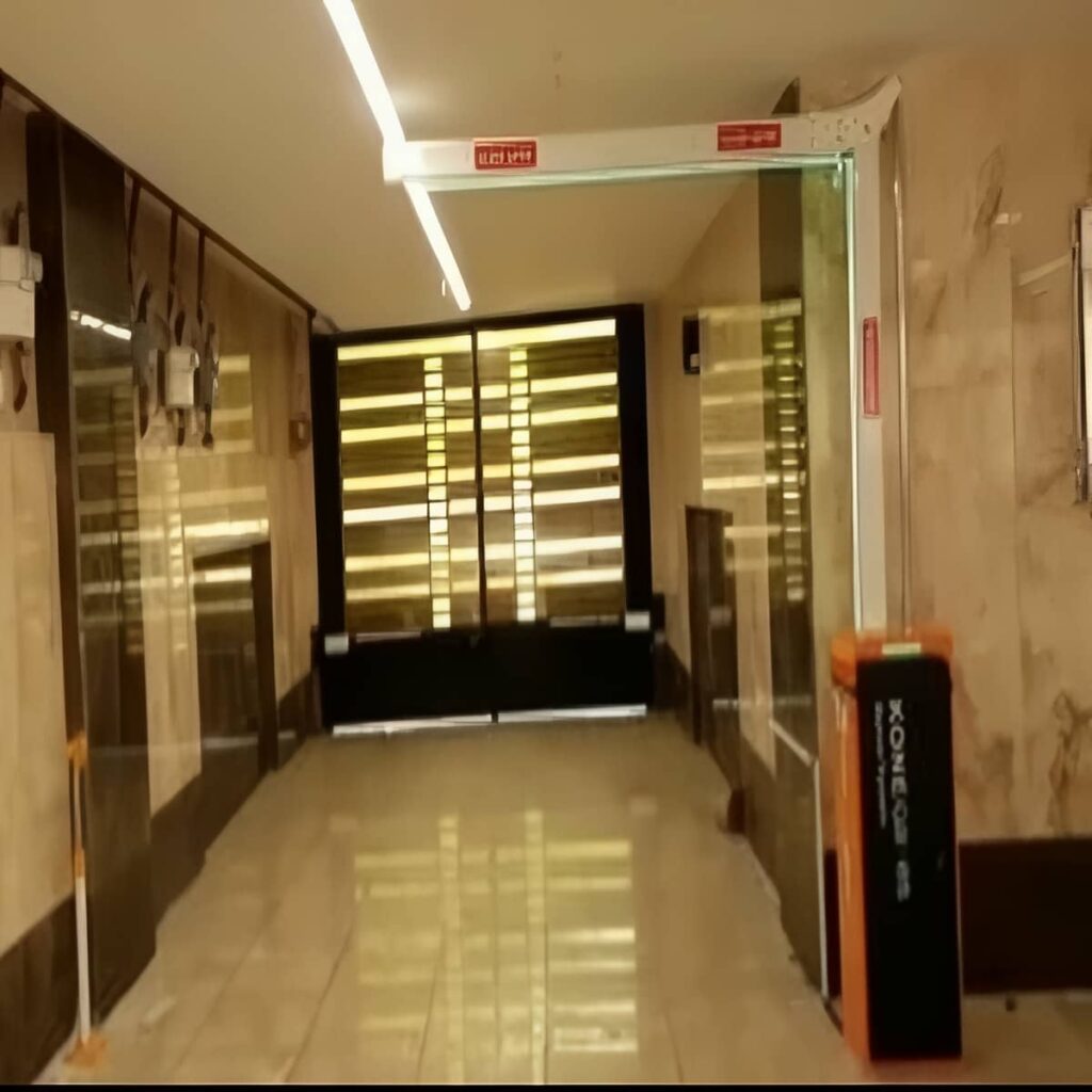 نصب سیستم کنترل تردد پارکینگ سازمانی با راهبند