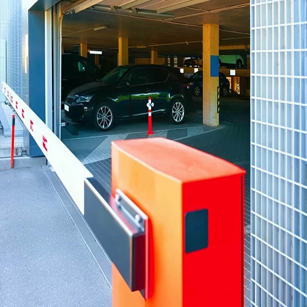 اجرای راهبند پارکینگ بازویی در مسیر ورود خودرو