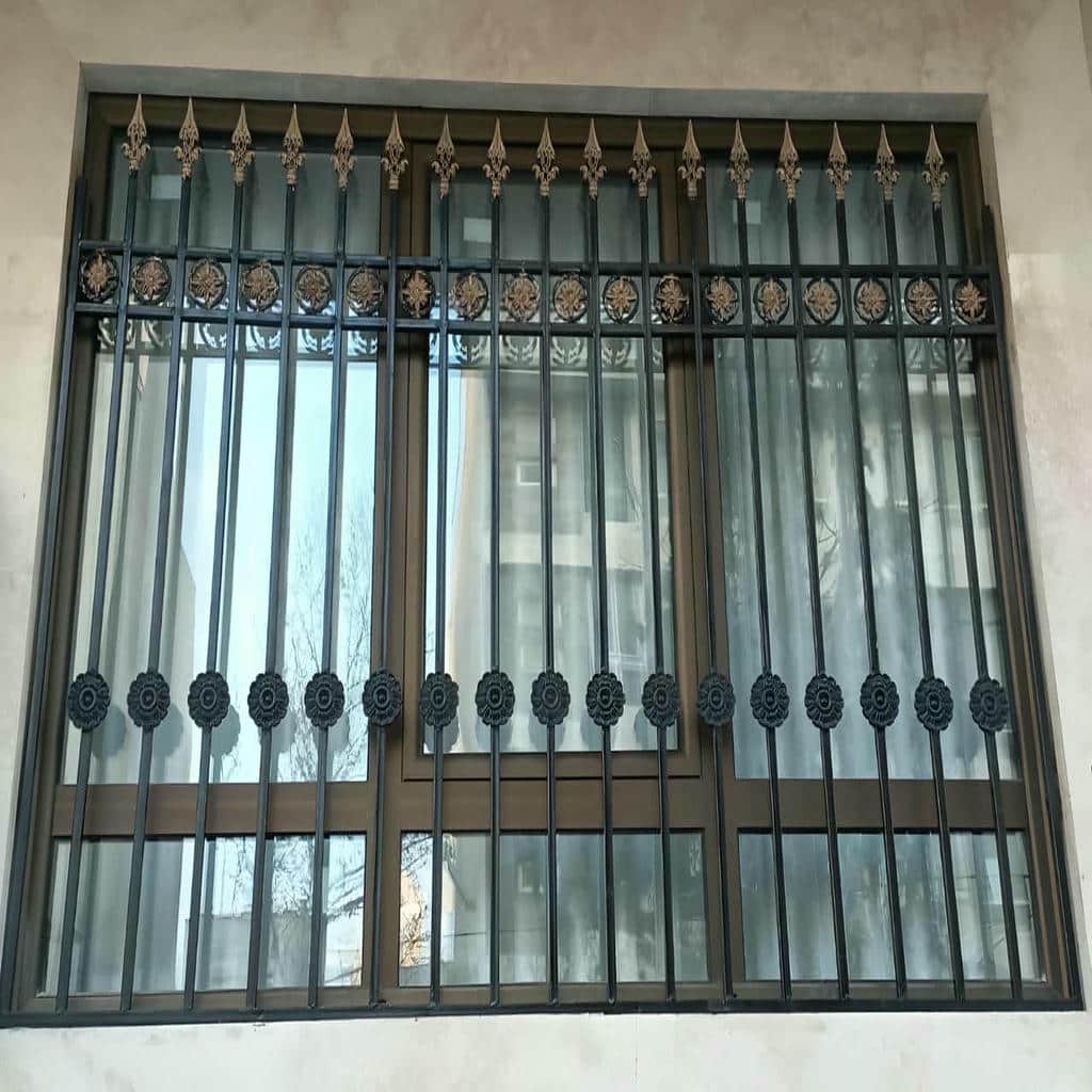 فروش حفاظ پنجره جای گلدان دار رنگی