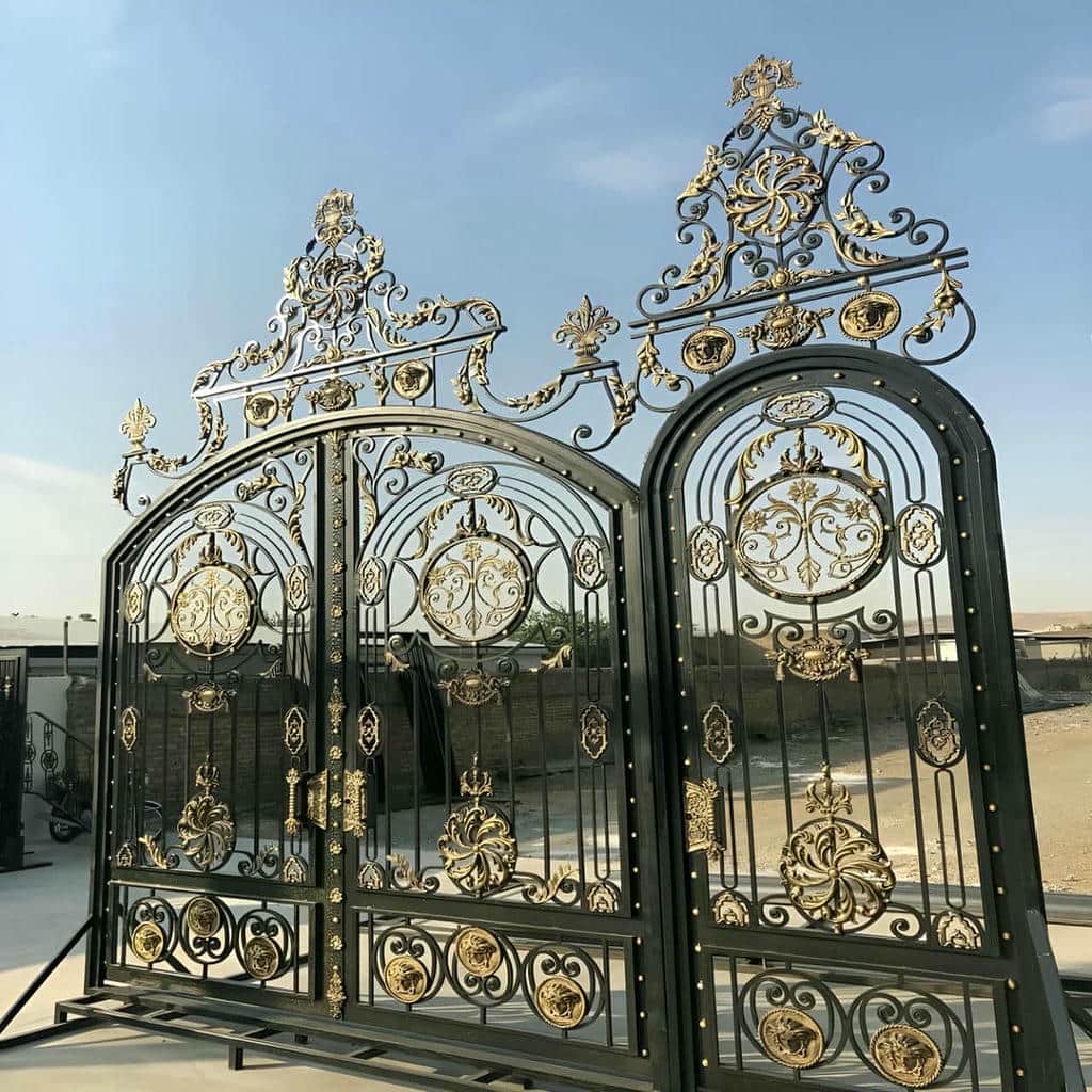 تولید درب ورودی آهنی با پوشش ضدزنگ