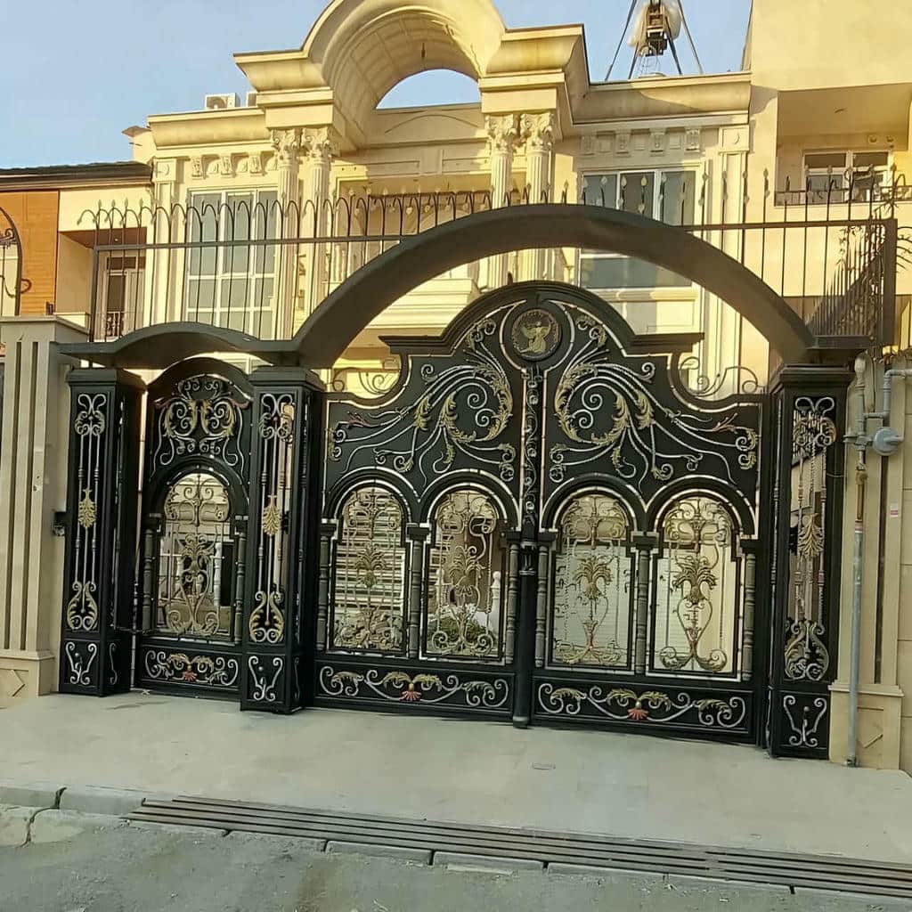 خرید درب فلزی CNC حیاط مدرن