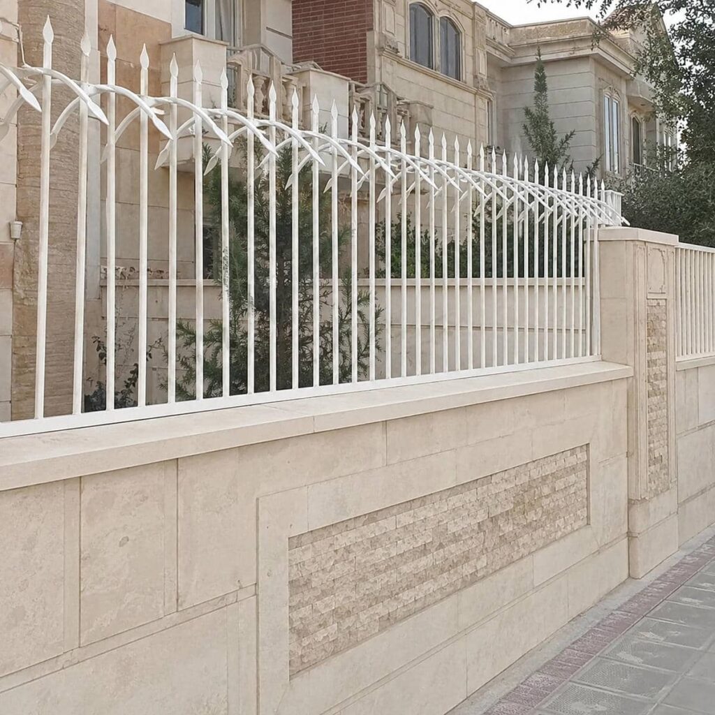 خدمات نصب حفاظ دیوار ویلا برای نمای سنگی