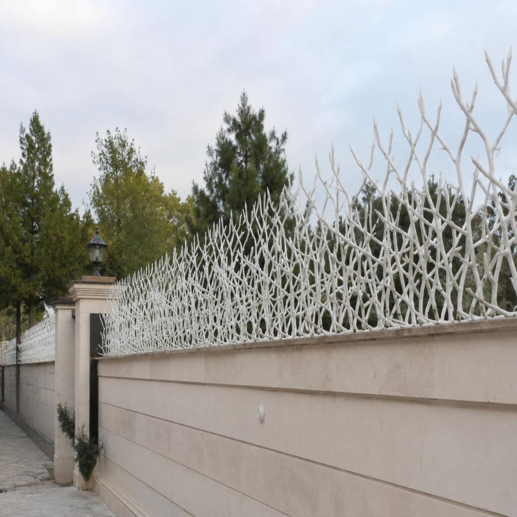 حفاظ دیوار ویلا نمای سنگی مدل شاخ گوزنی
