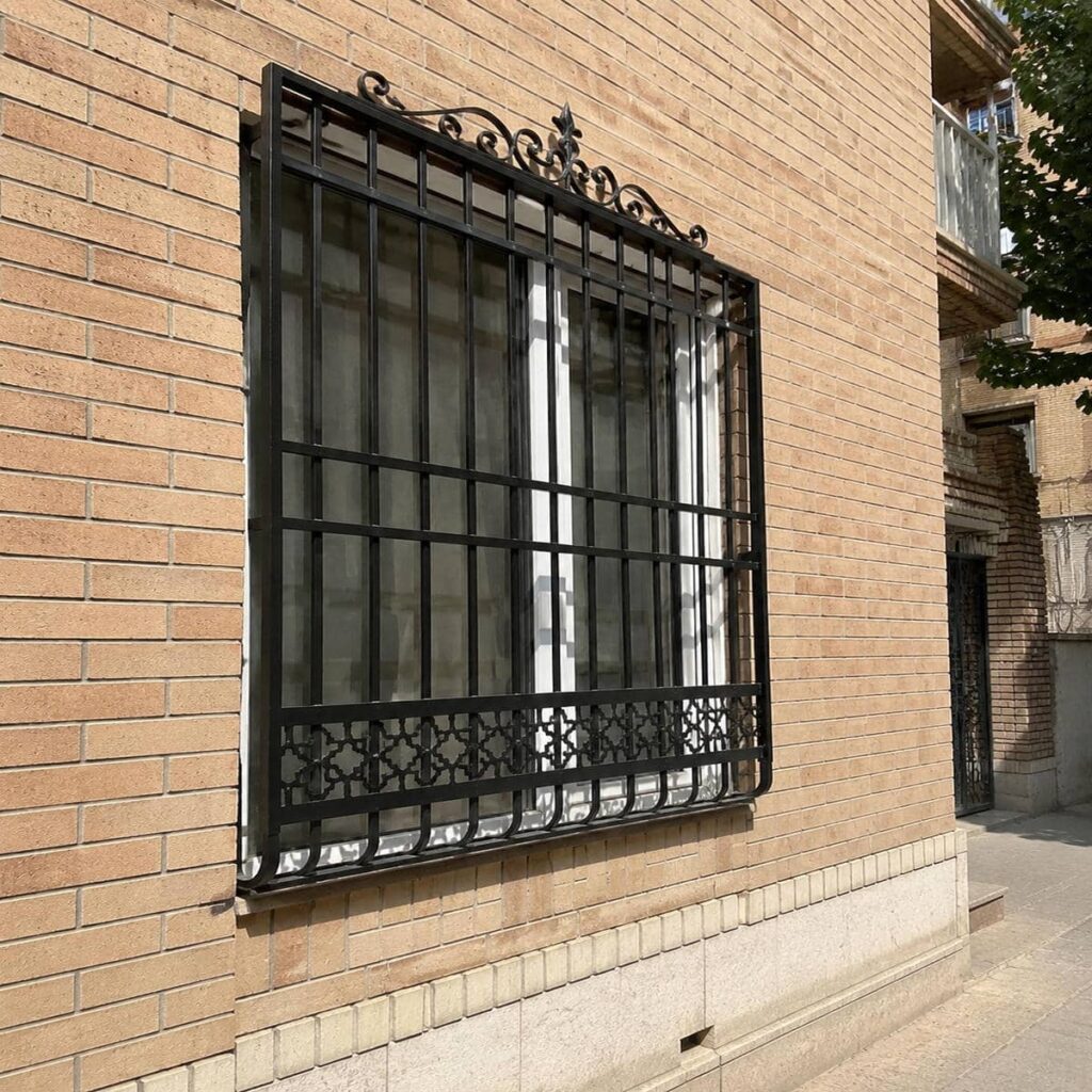 خرید حفاظ پنجره قوسی کتیبه دار