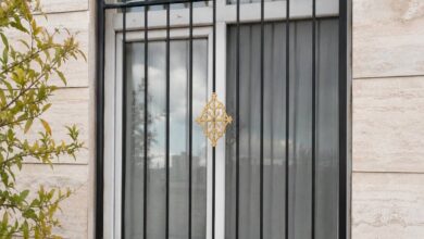 8 مدل حفاظ پنجره مشکی طلایی نما