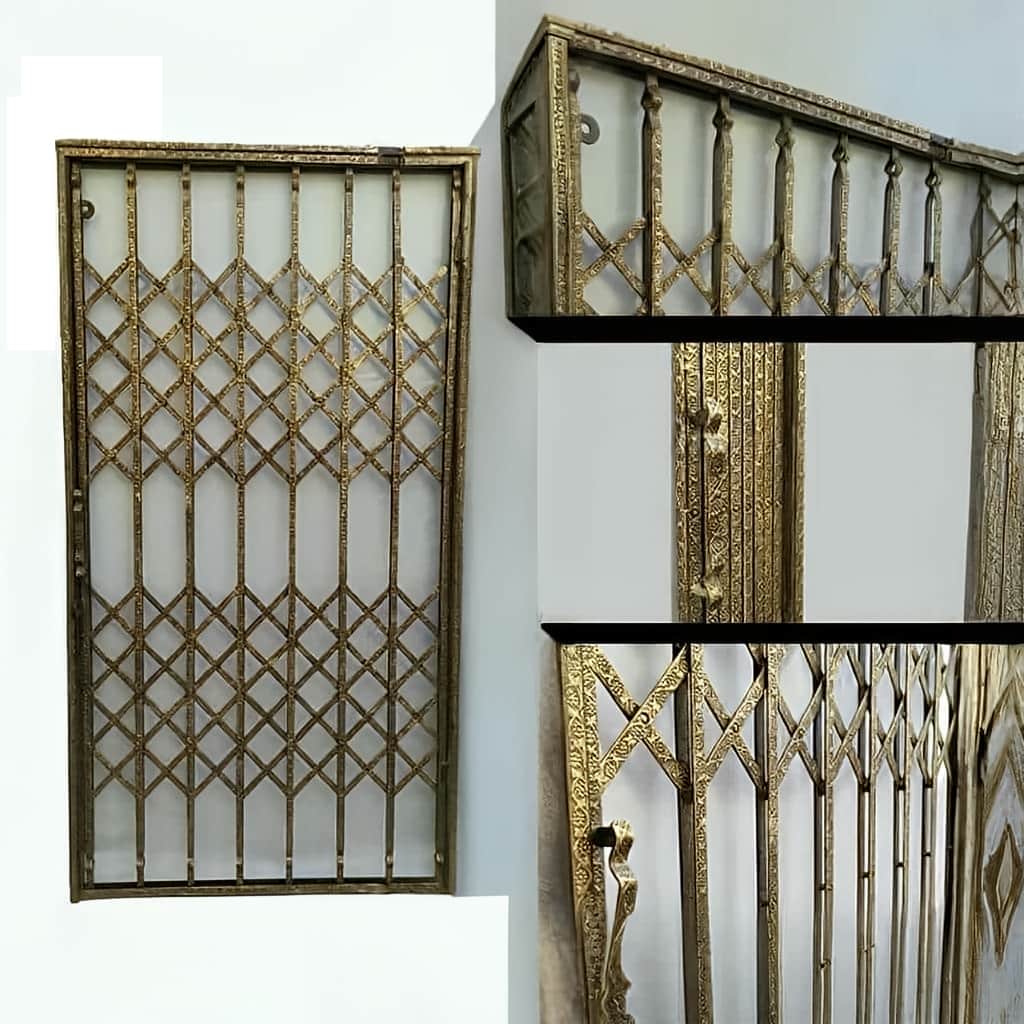 حفاظ آکاردئونی ایتالیایی (تسمه ساده و تسمه نقش دار) حفاظ آکاردئونی ایتالیایی (تسمه ساده و تسمه نقش دار)