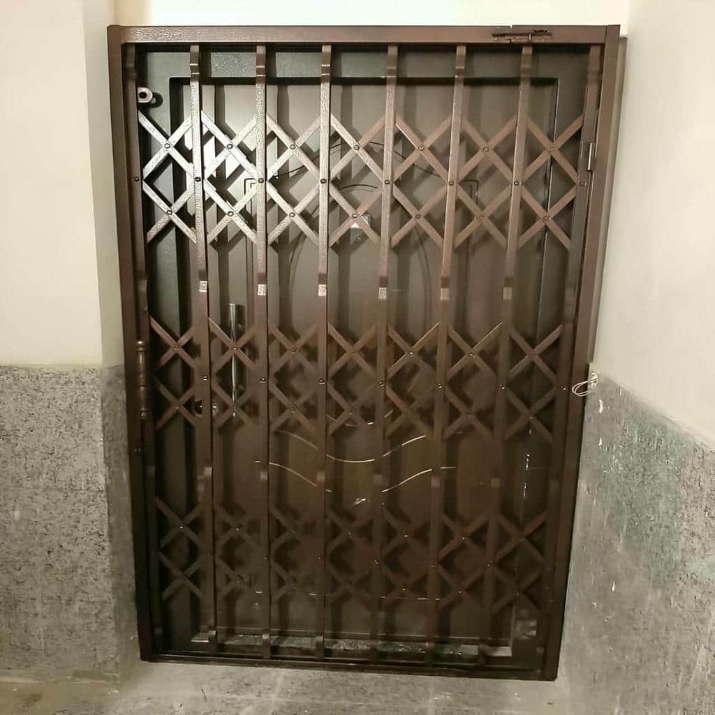 درب آکاردئونی آپارتمان فلزی جمع شونده