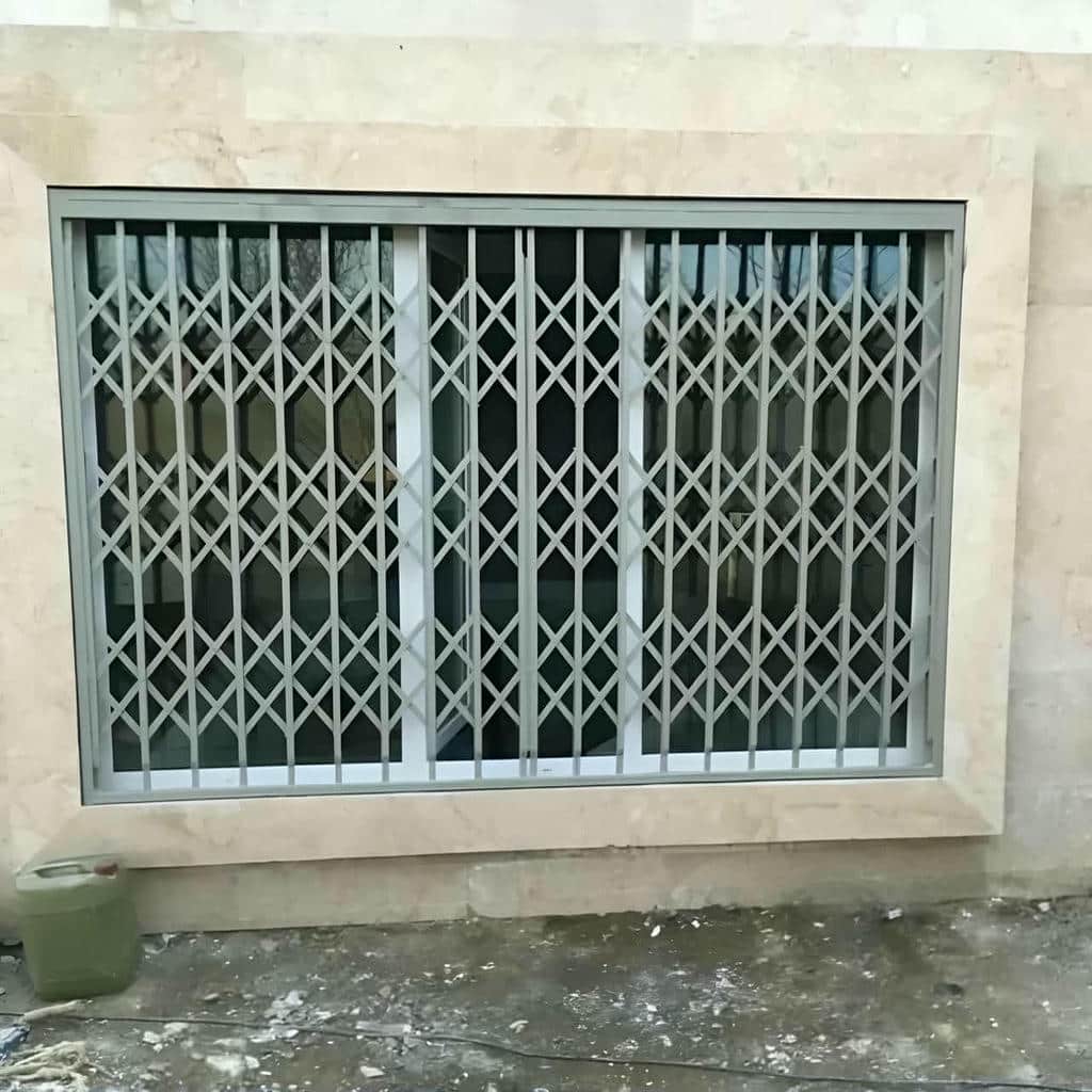 درب آکاردئونی ضد سرقت ورودی آپارتمان