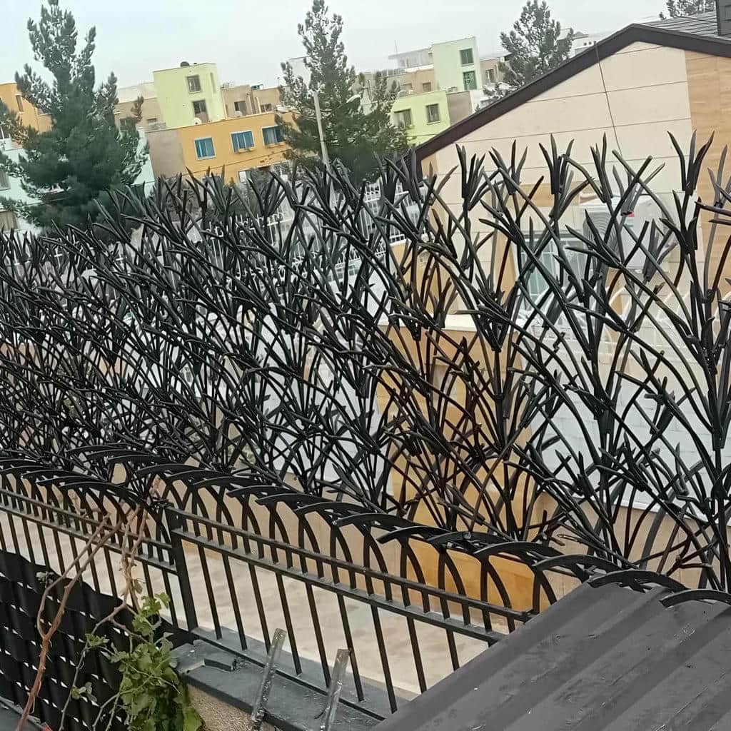 حفاظ لیلیوم با طرح گل مانند حفاظ لیلیوم با طرح گل مانند