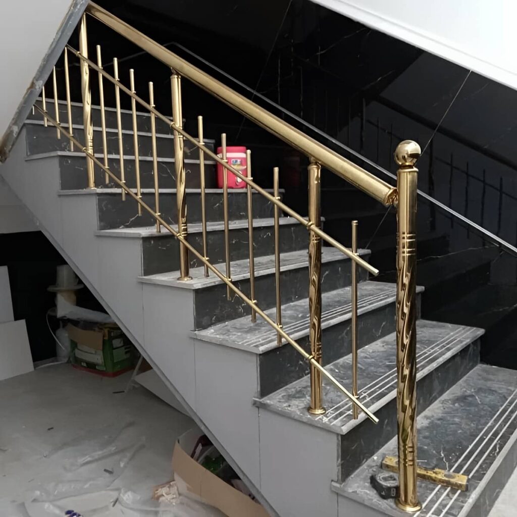 نرده استیل بالکن با طراحی مدرن