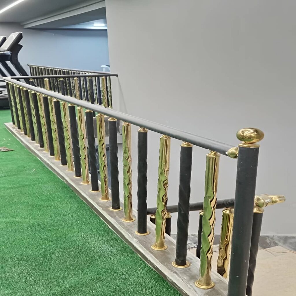 نرده استیل بالکن نمونه اجرای تخصصی