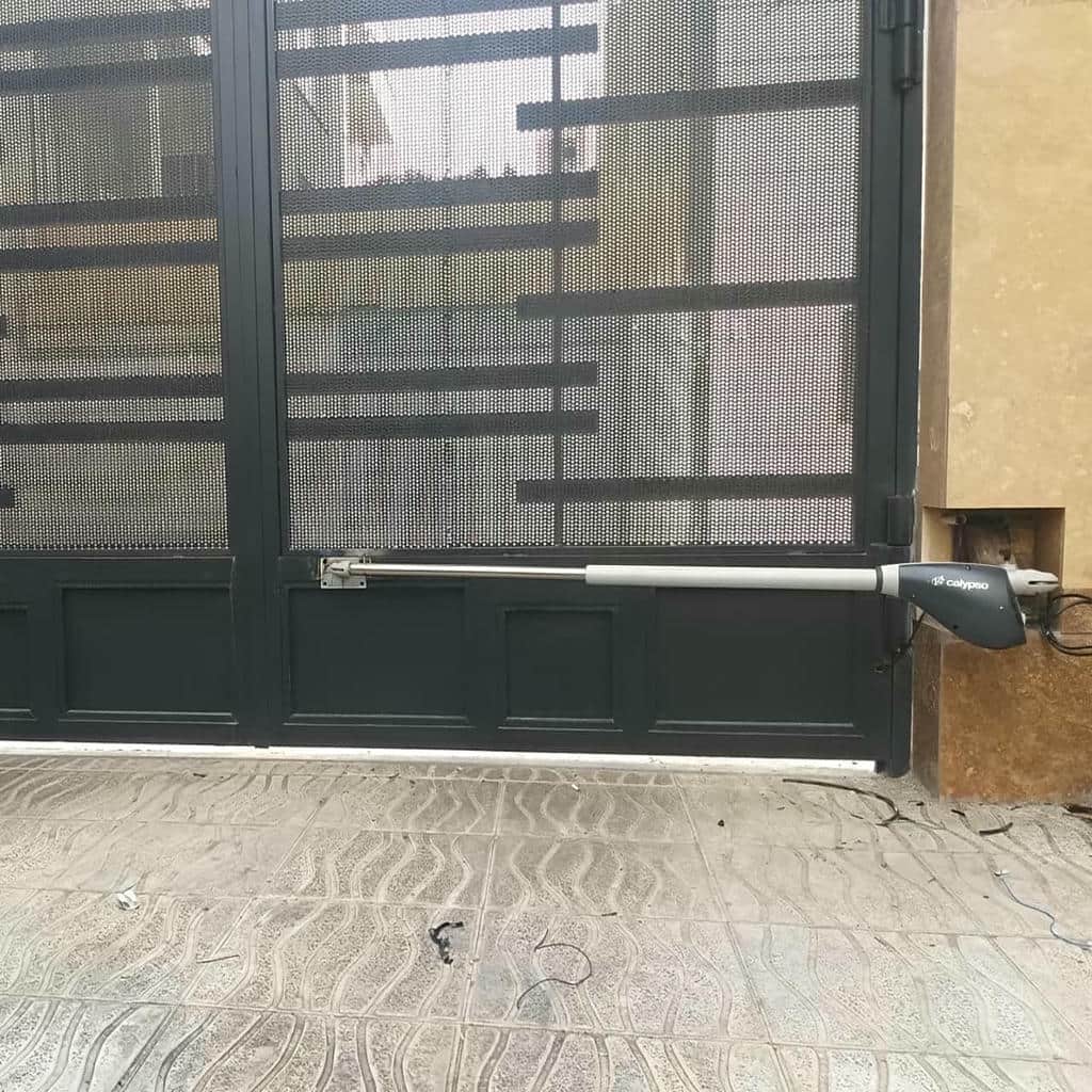 جک هیدرولیک مناسب ورودی پارکینگ گرم و خشک