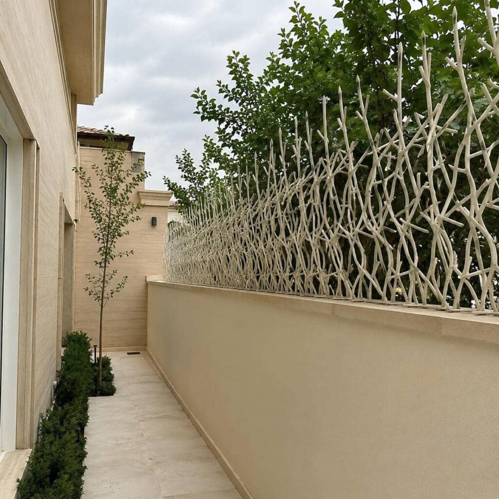حفاظ دیوار سرنیزه ای با اتصالات مقاوم قم