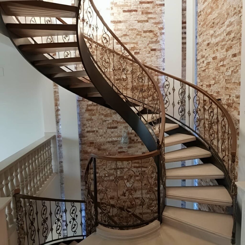 حفاظ پله استان گلستان با هندریل خوش دست