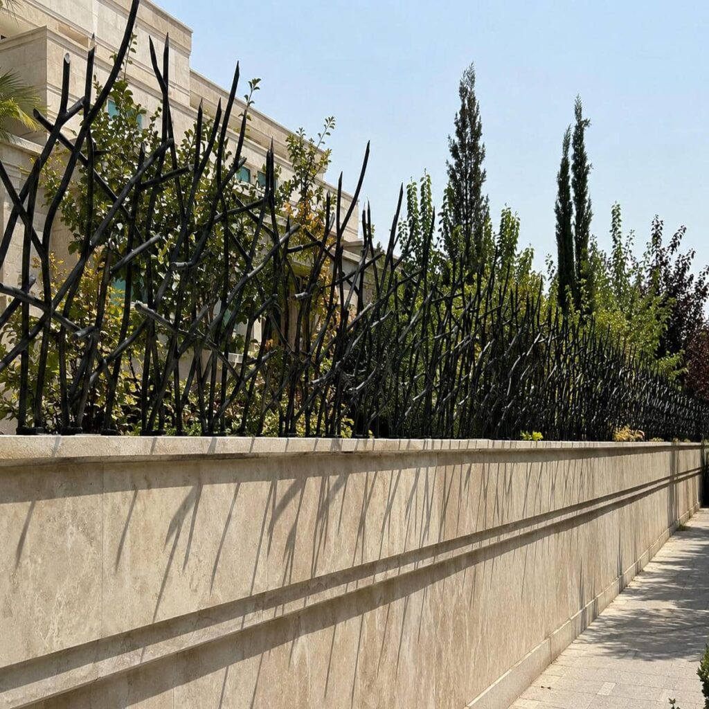 نرده حفاظ دیوار با پوشش رنگ کوره ای