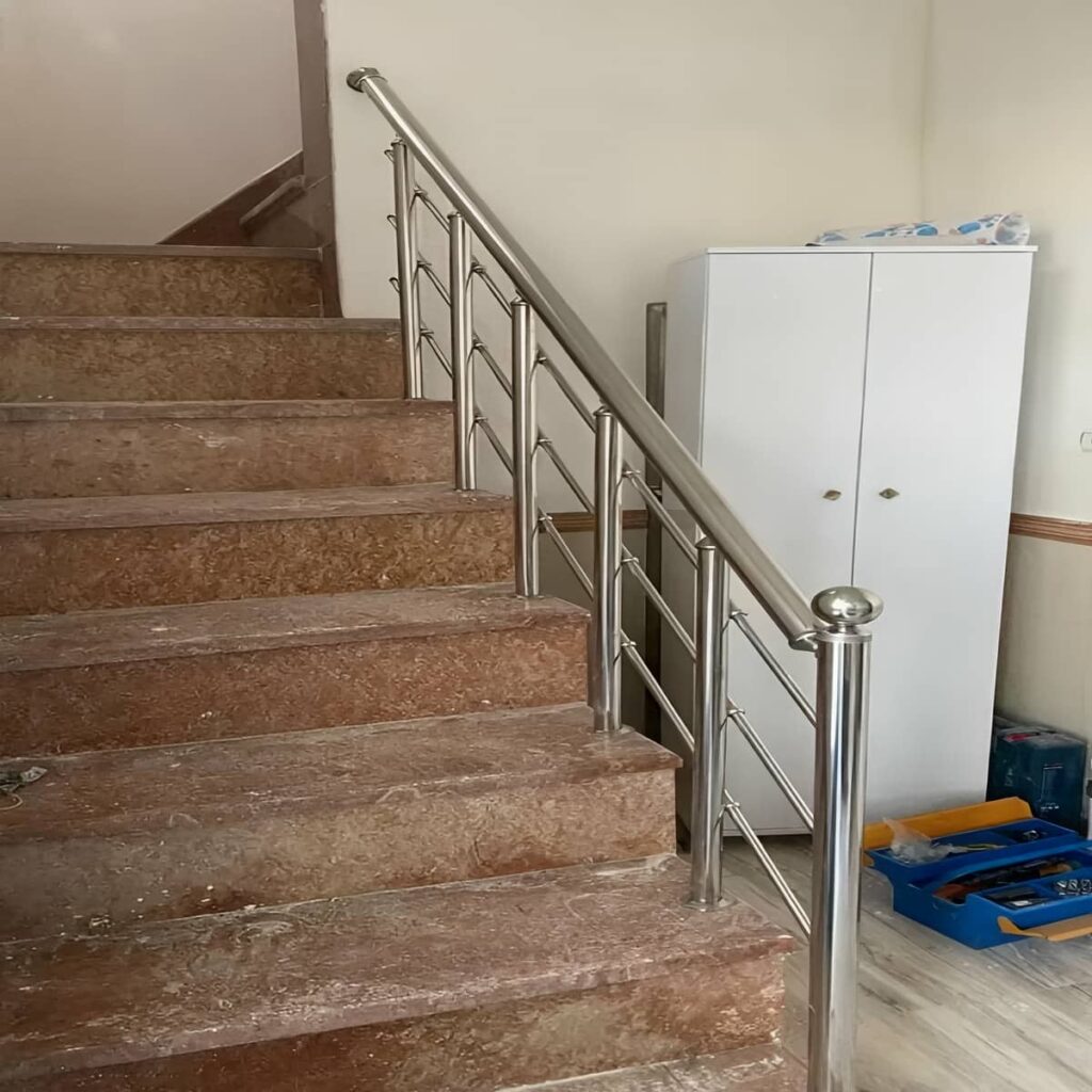 نرده پله استیل براق کرمانشاه