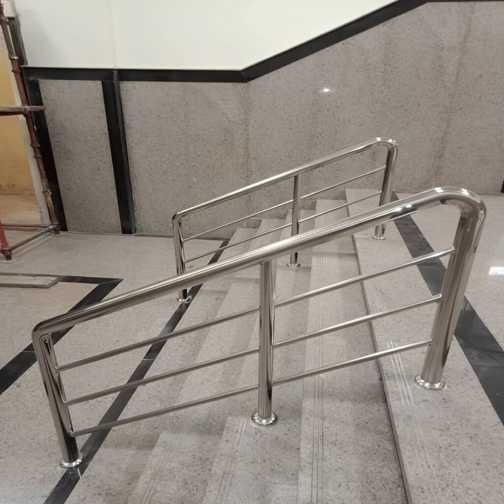 هندریل پله استیل براق