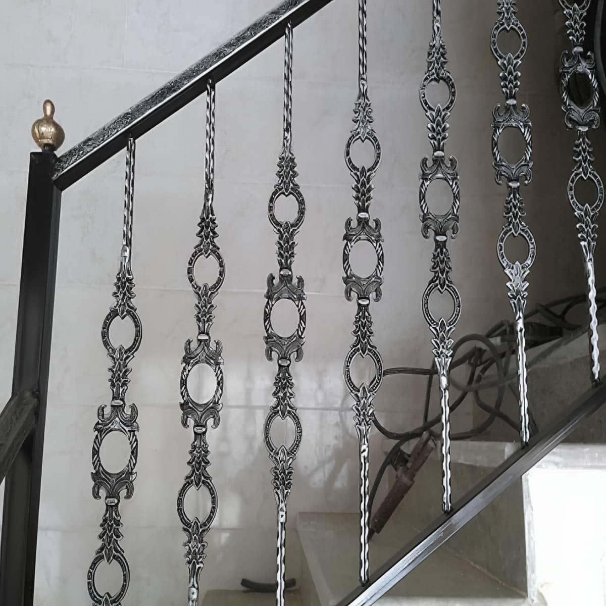 نرده راه پله در گرگان برای خانه دوبلکس مرکز تخصصی عرضه نرده راه پله در گرگان و حومه